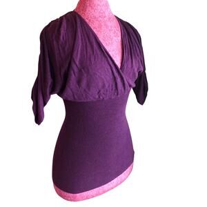 EXPRESS PLUM / ROUCHED SLEEVE / DOUBLE BREASTED KNIT TOP / SMALL